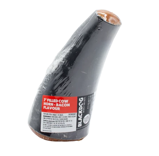 Blackdog – Filled Cow Horn – Bacon Flavour